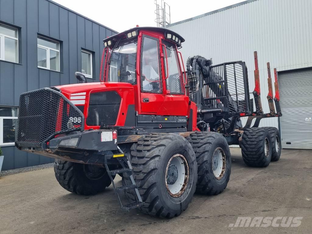 Komatsu 895 Lassbærere