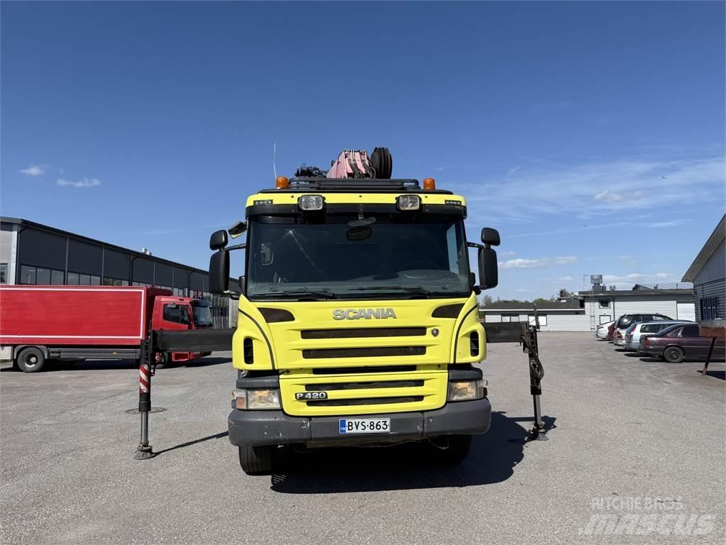 Scania P420 8X2 Kranbil