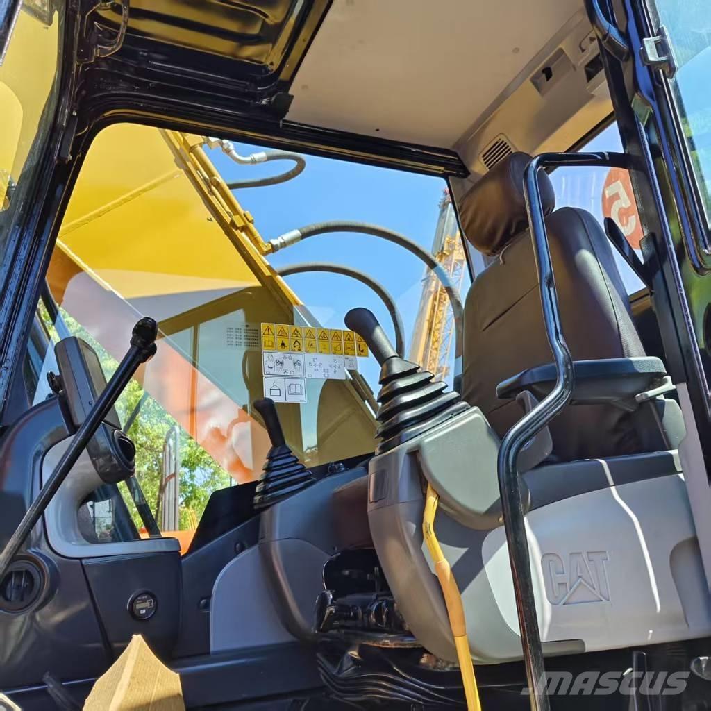 CAT 320 D Beltegraver