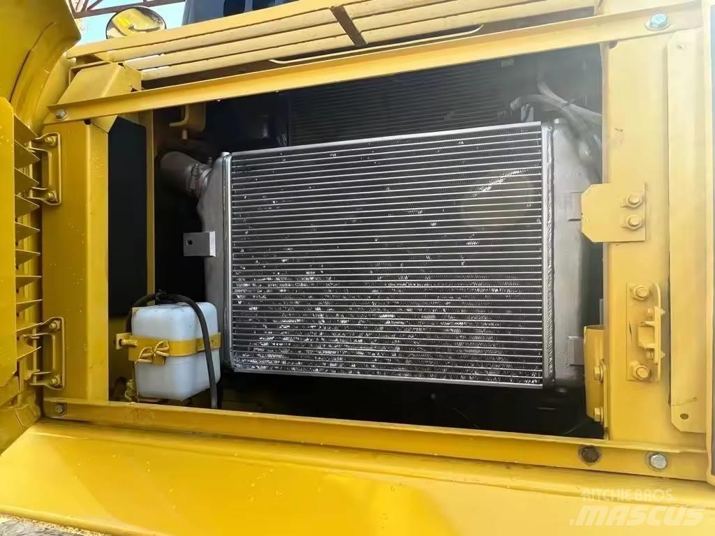 Komatsu PC 300 Beltegraver