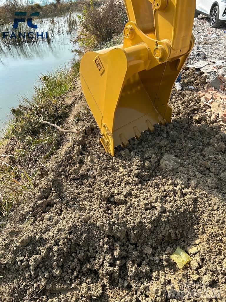 CAT 320 D Beltegraver