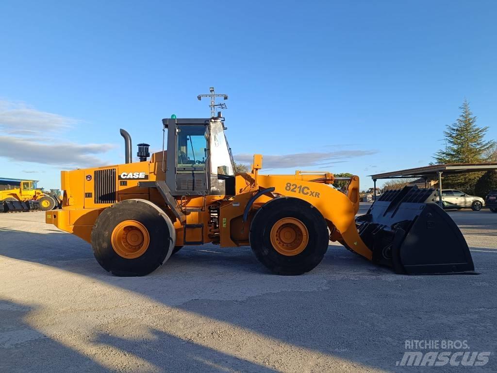 CASE 821C XR Hjullastere