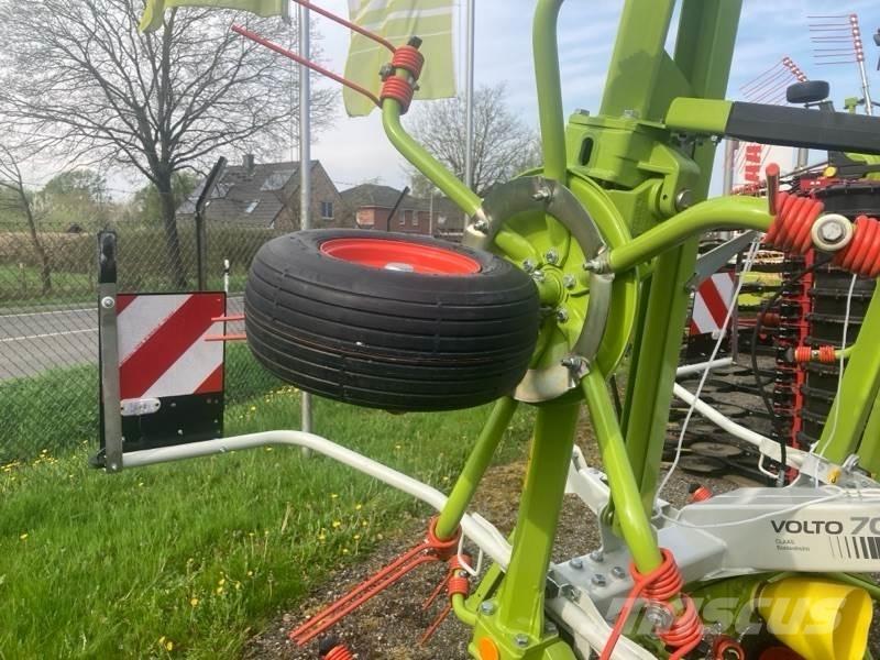 CLAAS Volto 700 Raker og høyvendere