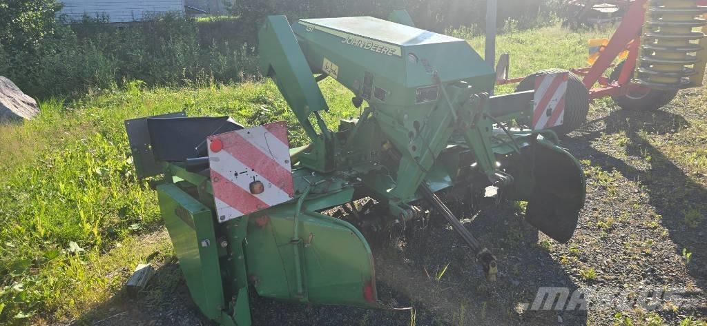 John Deere 131 Slåmaskiner