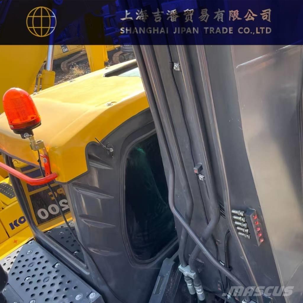 Volvo EC 240 Beltegraver