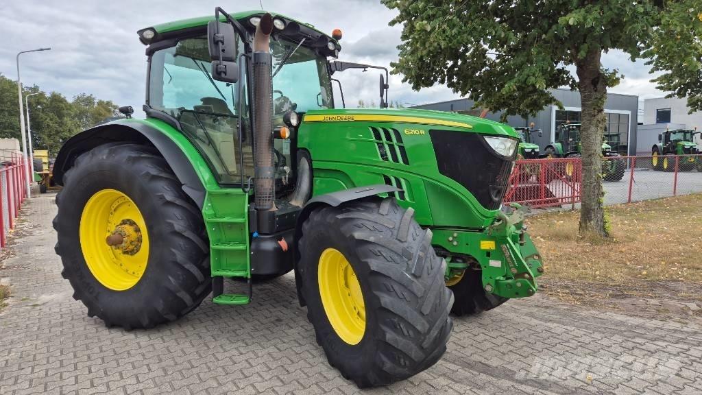 John Deere 6210 R Traktorer