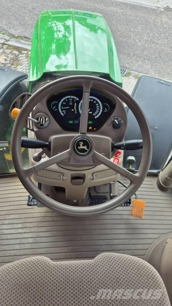 John Deere 6210 R Traktorer
