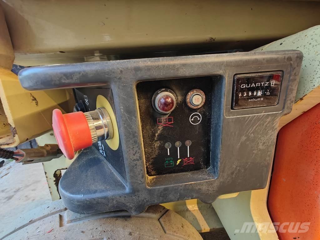 JLG 1930 ES Sakselifter