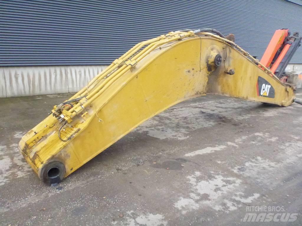 CAT 374 D, 297-7355 Bommer og stikker