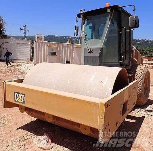 CAT CS64B Vibroplater