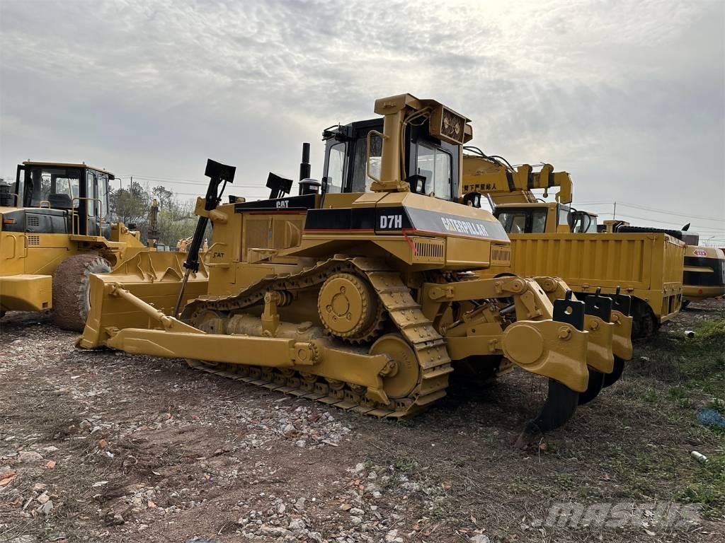 CAT D 7 H Dozere Beltegående