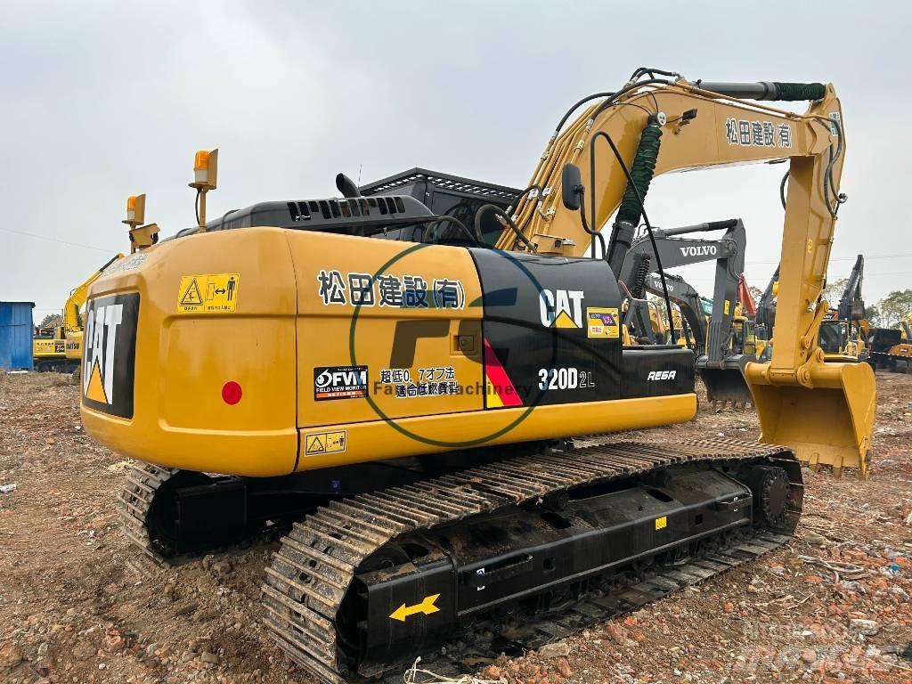 CAT 320 D2L Beltegraver