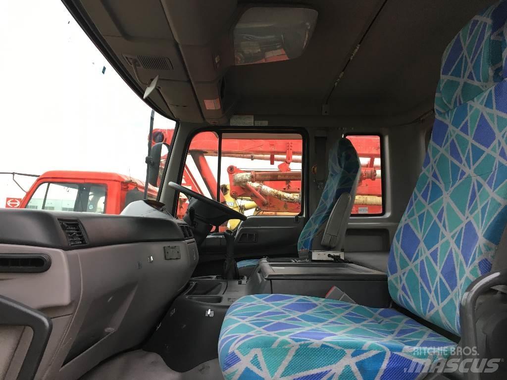 Hino FS2PKG10527 Betong/sement blandere