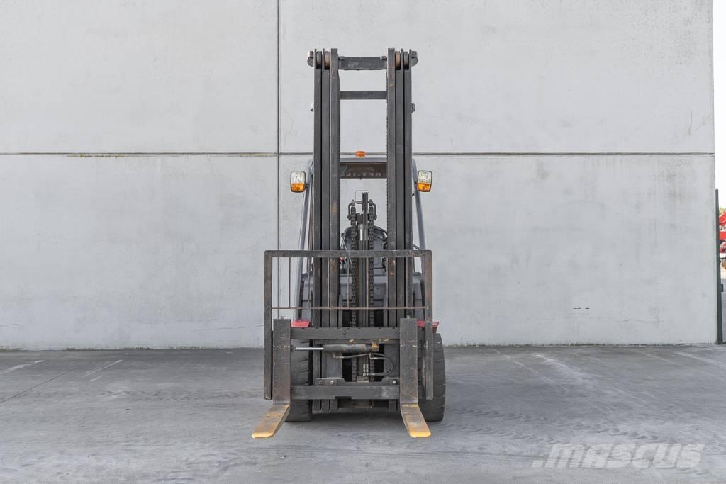 Manitou MI 35 D Diesel Trucker