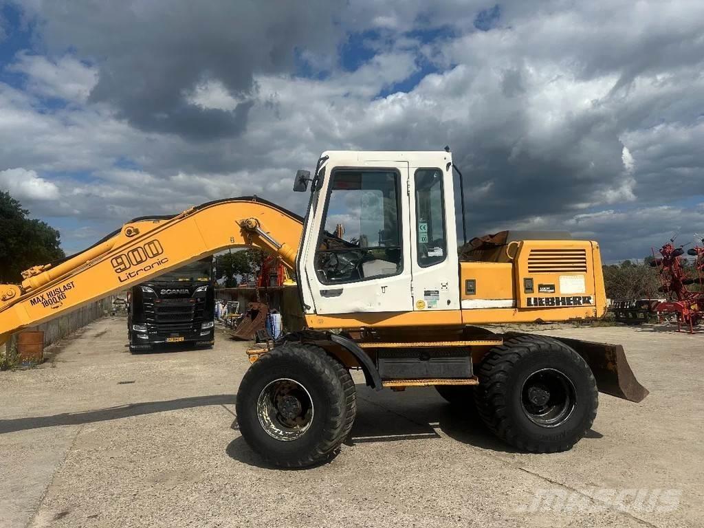 Liebherr A900 Hjulgravere
