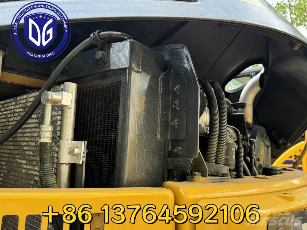 Komatsu PC78US Beltegraver