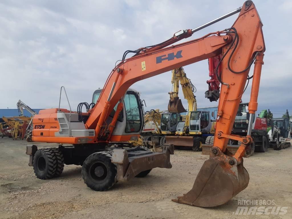 Fiat-Kobelco E175W Hjulgravere