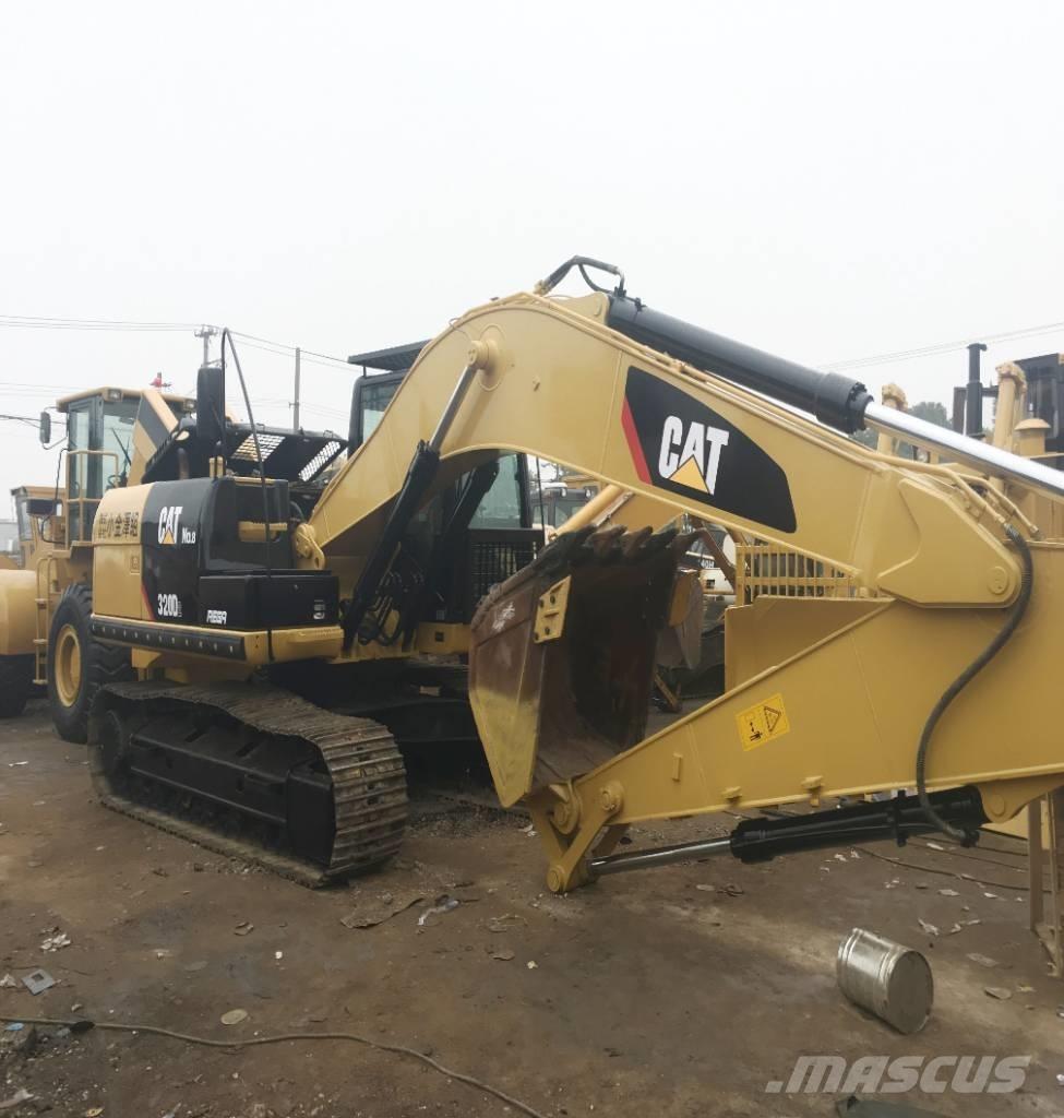 CAT 320 D2 L Beltegraver