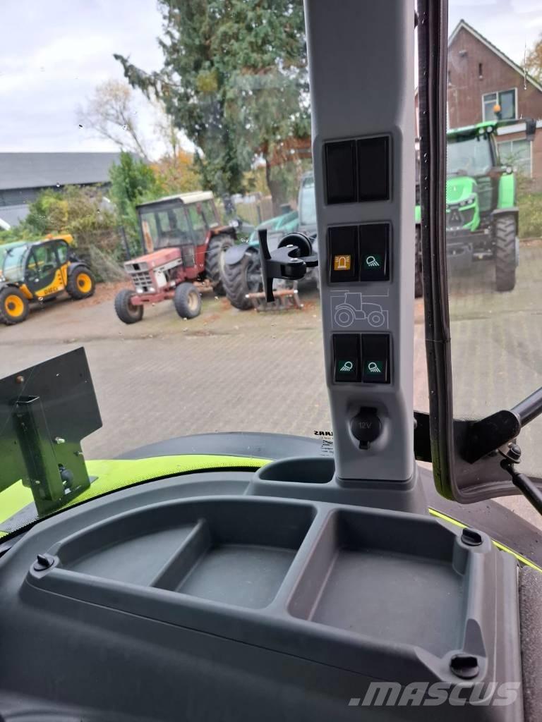 CLAAS Arion 410 Traktorer