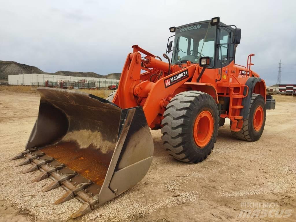 Doosan DL 300 Hjullastere