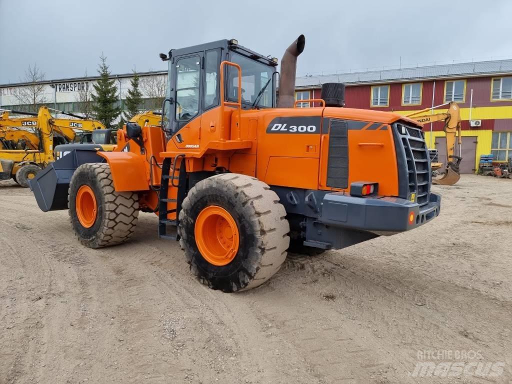 Doosan DL 300-3 Hjullastere