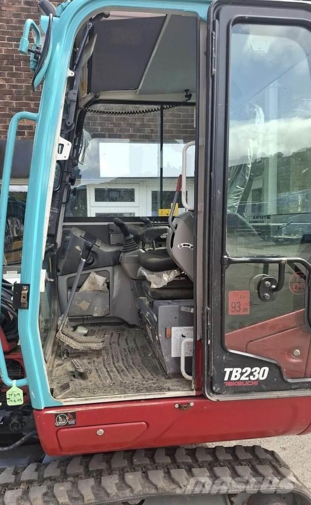 Takeuchi TB230 Minigravere <7t