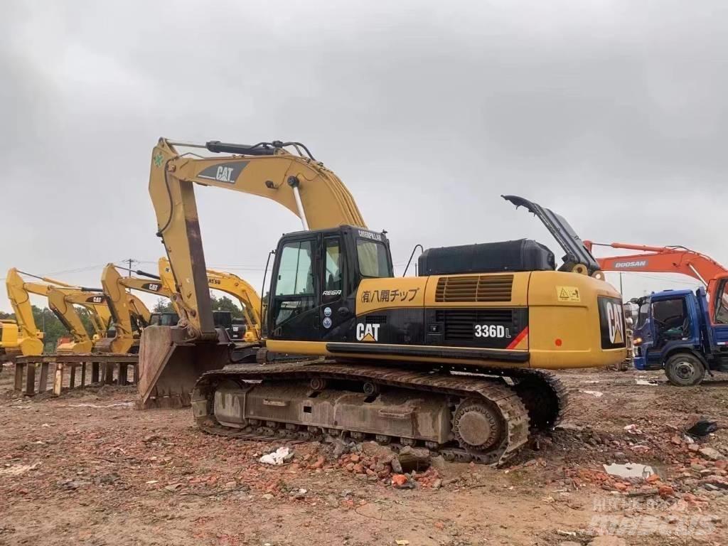 CAT 336 D Beltegraver