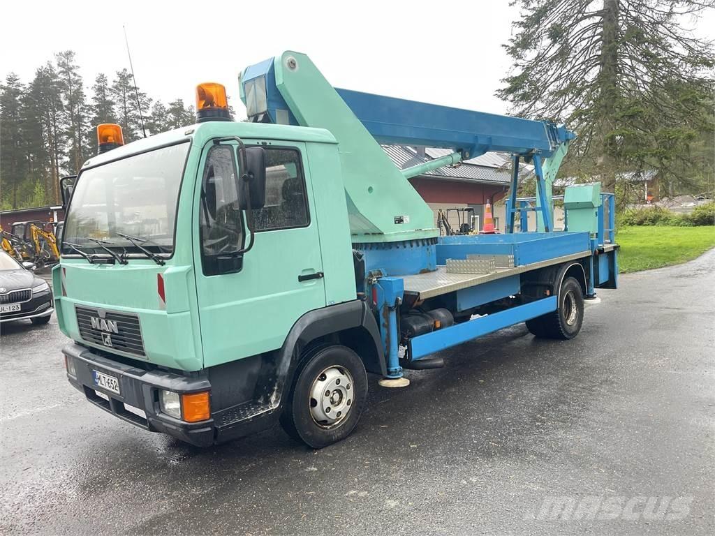 MAN L200 4x2-4300 Bilmontert lift