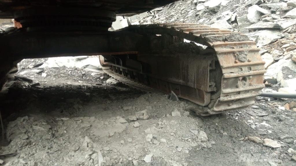 CAT 352 F Beltegraver