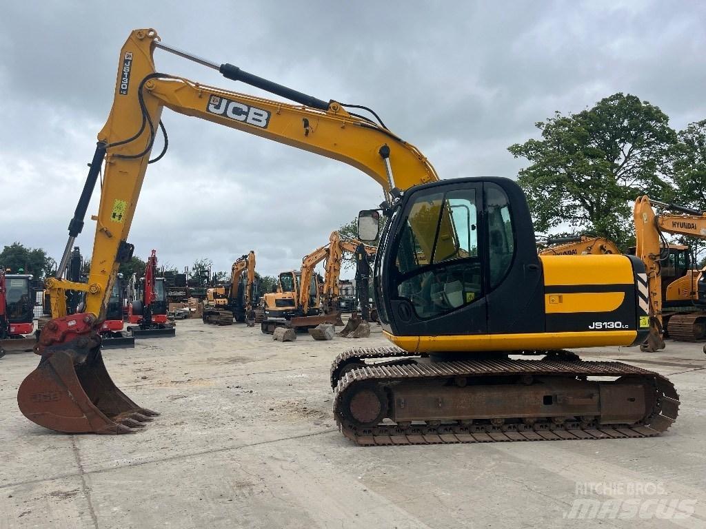 JCB JS 130 Beltegraver