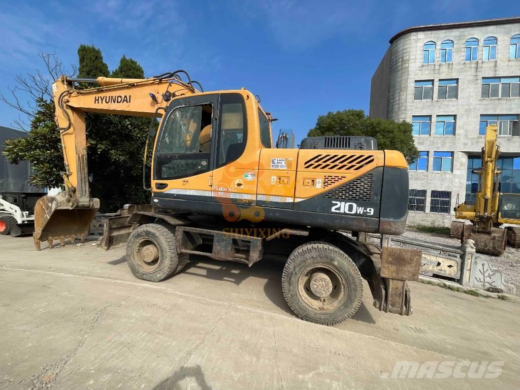 Hyundai R210W-9 Hjulgravere