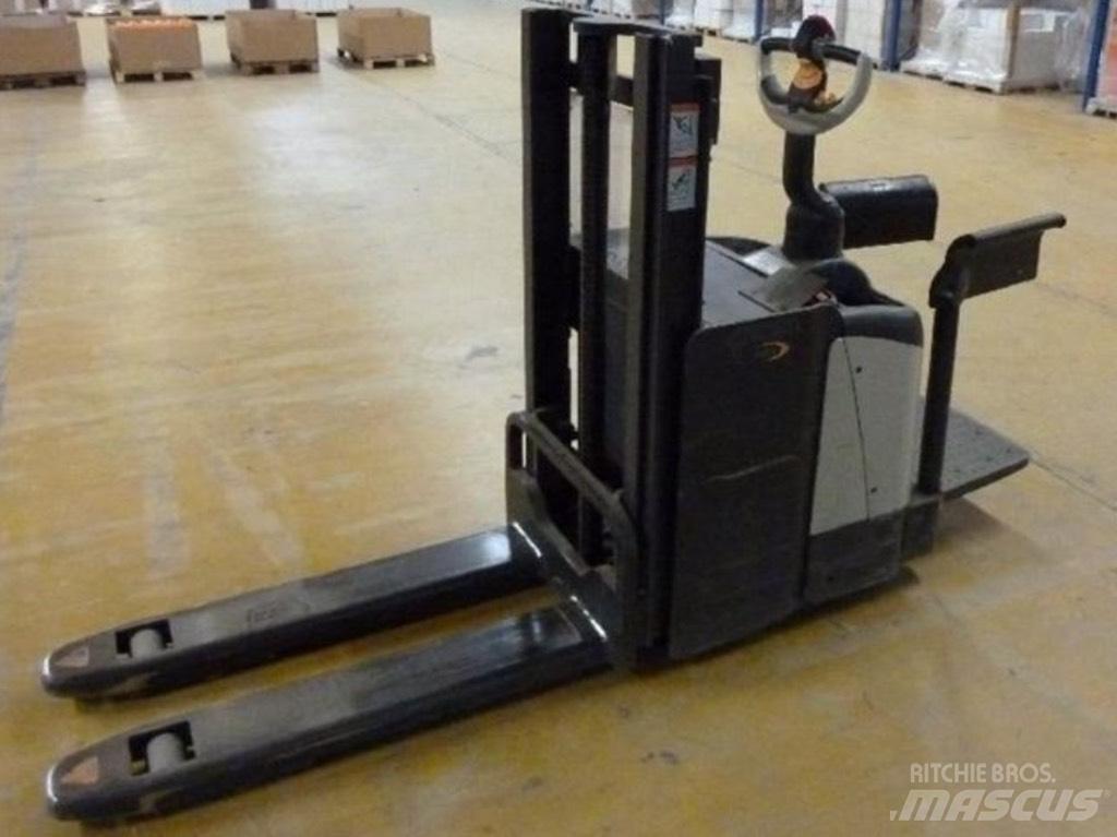Crown LP 3020 Middelsløftende plukketruck