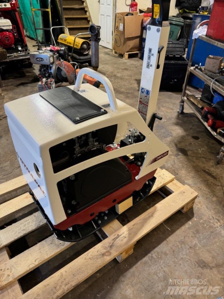 Dynapac DRP15D Vibroplater