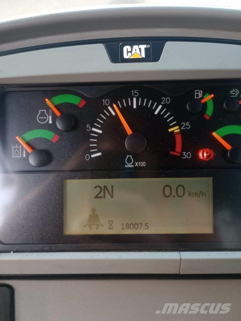 CAT 966 M Hjullastere