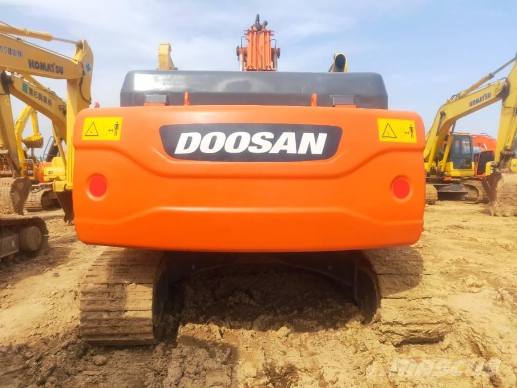 Doosan DX260LC Beltegraver