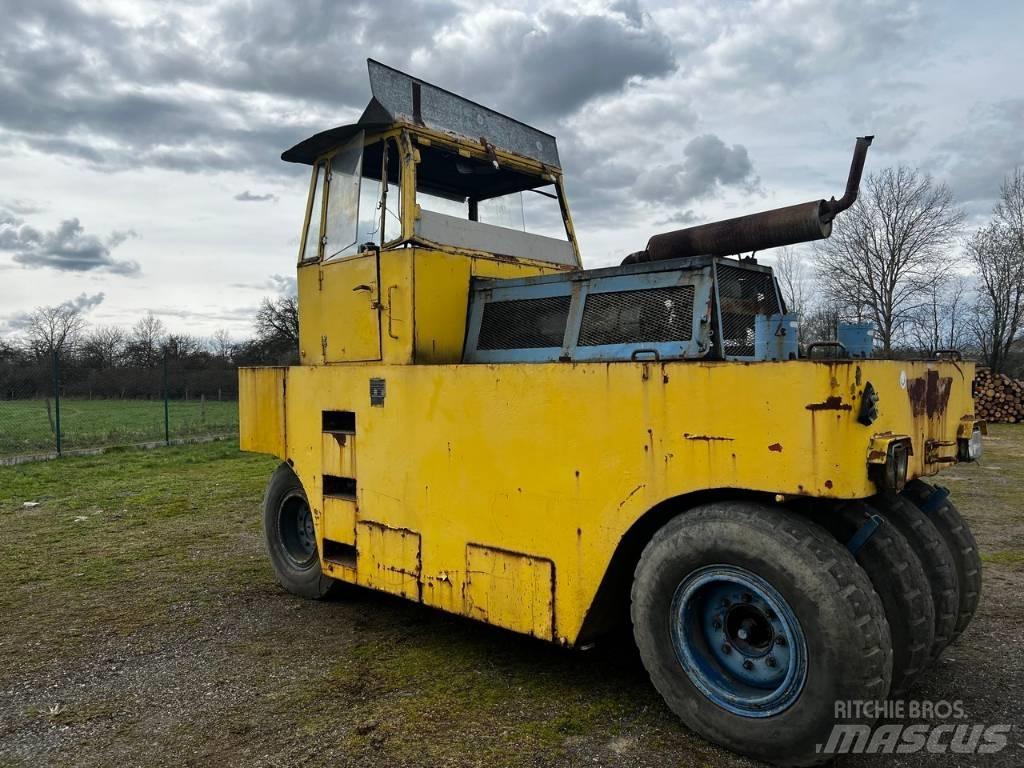 Hamm GRW 10 Gummihjulsvalser