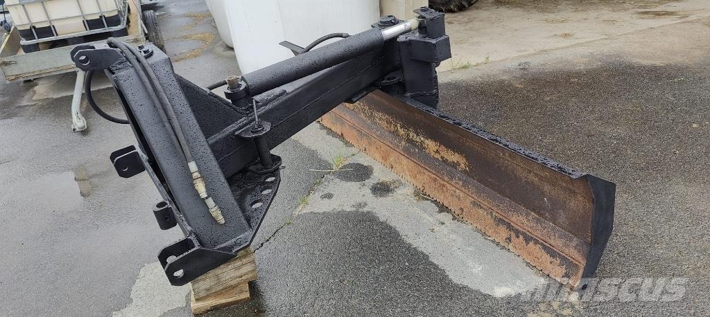 Esko 250 H Veiskraper