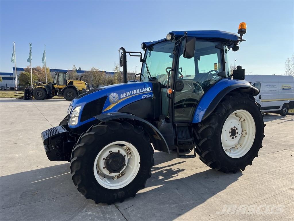 New Holland TD 5.95 Traktorer