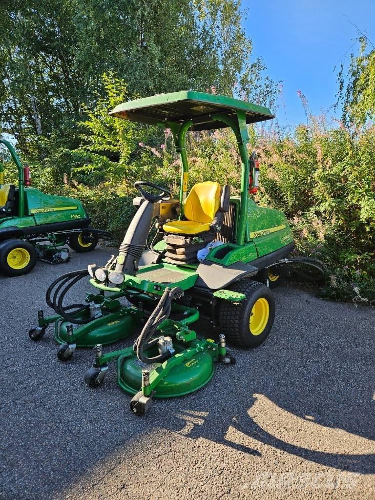 John Deere 7400 A Golfbane klippere