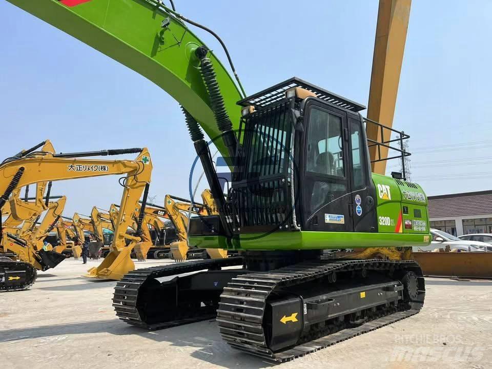 CAT 320 D 2 Beltegraver