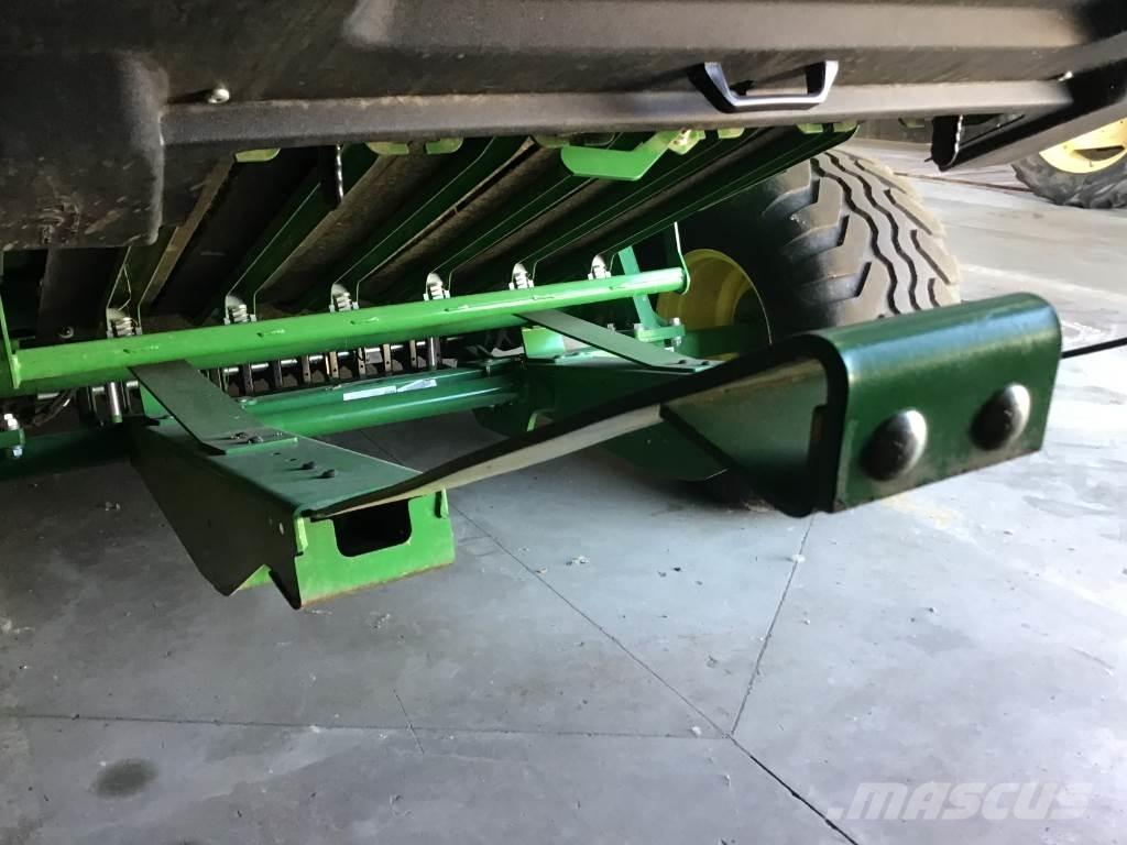 John Deere V461M Rundballepresser