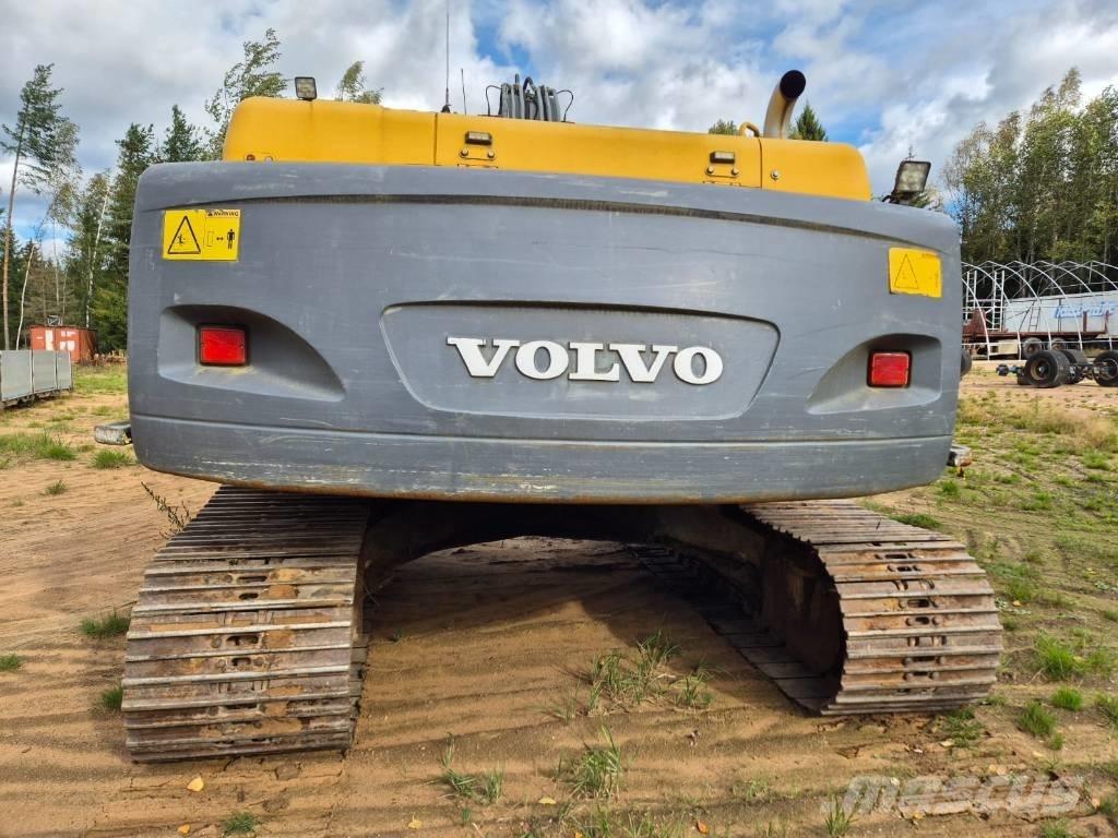 Volvo EC 240 B LC Beltegraver