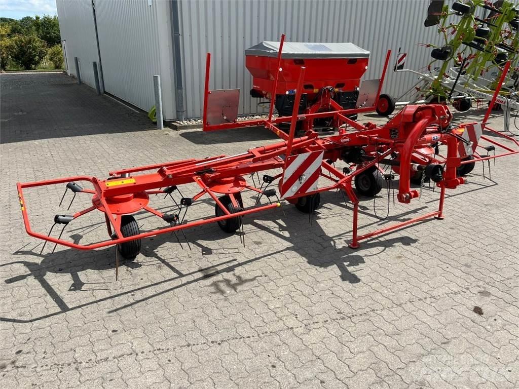 Kuhn GF6502 Raker og høyvendere
