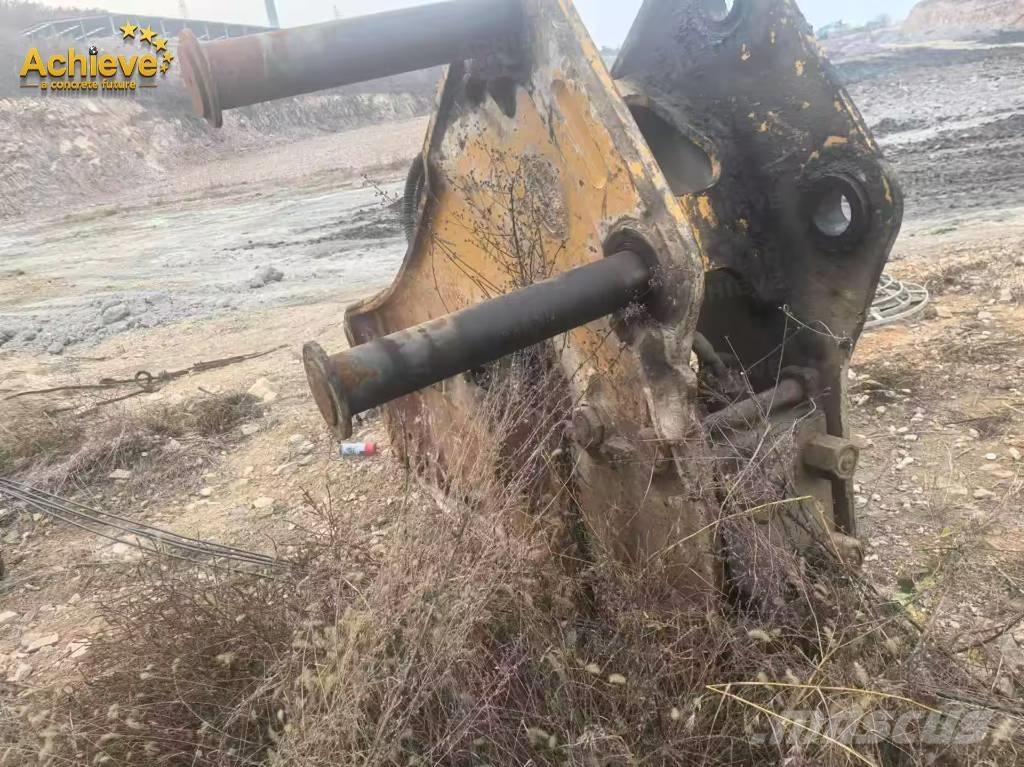 CAT 374 F Beltegraver