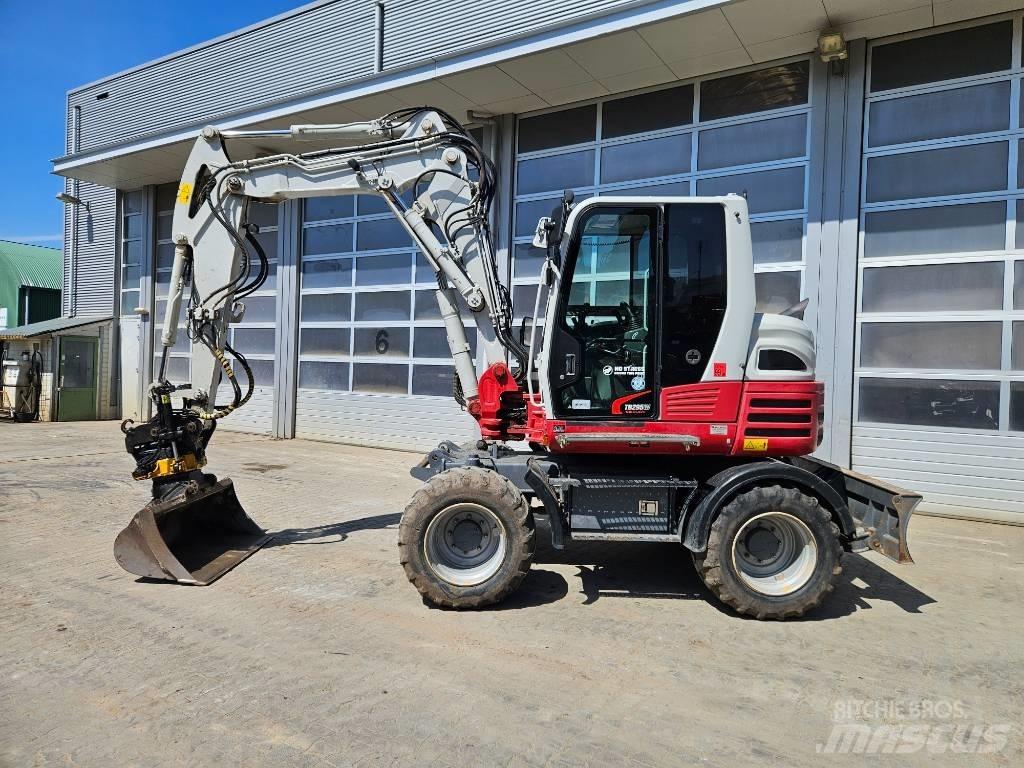 Takeuchi TB295W Hjulgravere