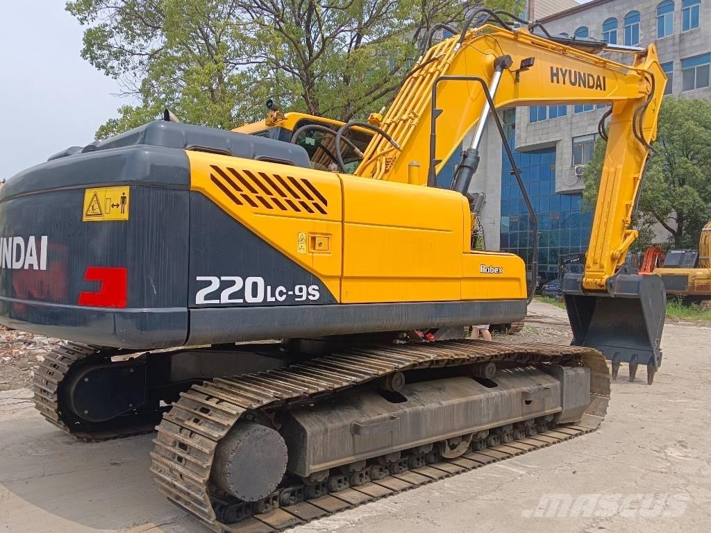Hyundai R220LC-9S Beltegraver