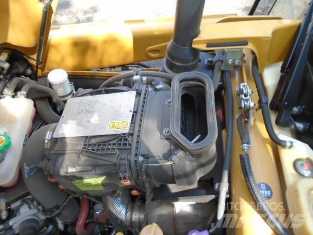 CAT 420XE Traktorgravere