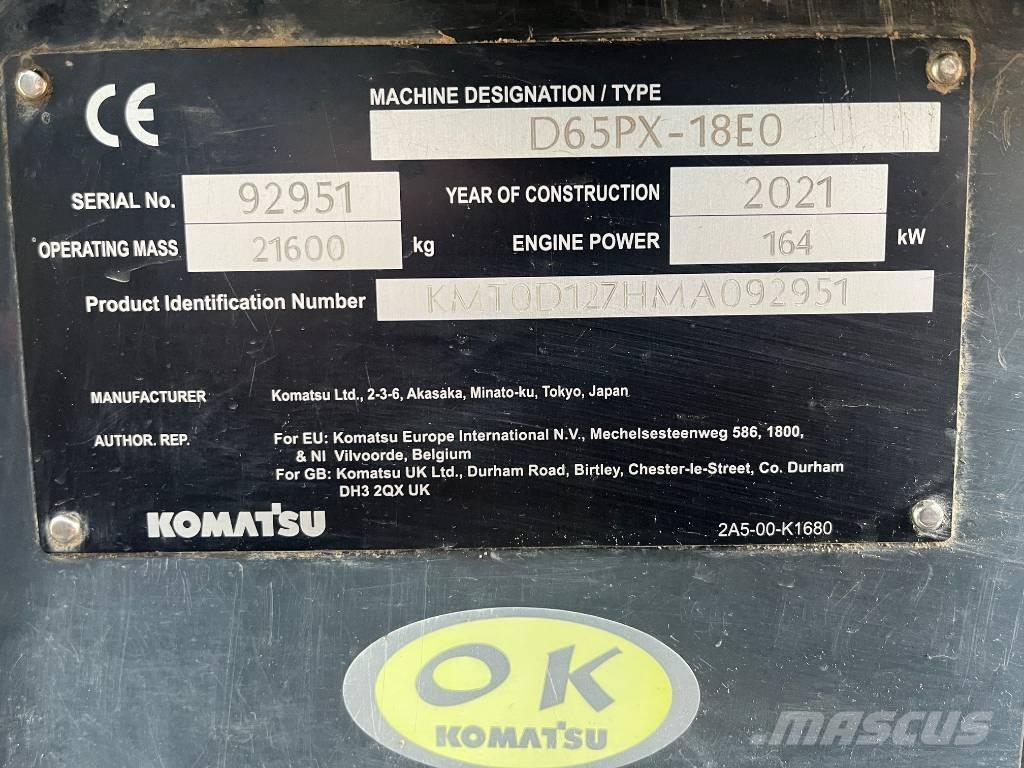 Komatsu D65PX-18E0 Dozere Beltegående