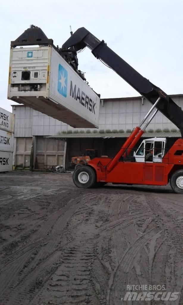  4500 S6 Skyvemasttruck