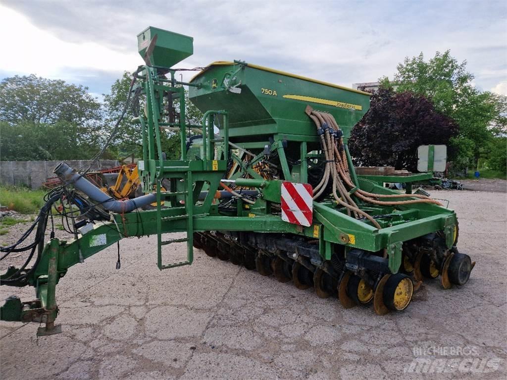 John Deere 750 A Kombinerte såmaskiner